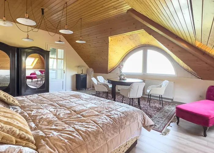 Apartament Revfueloep Panorama Kuria Kovagoors