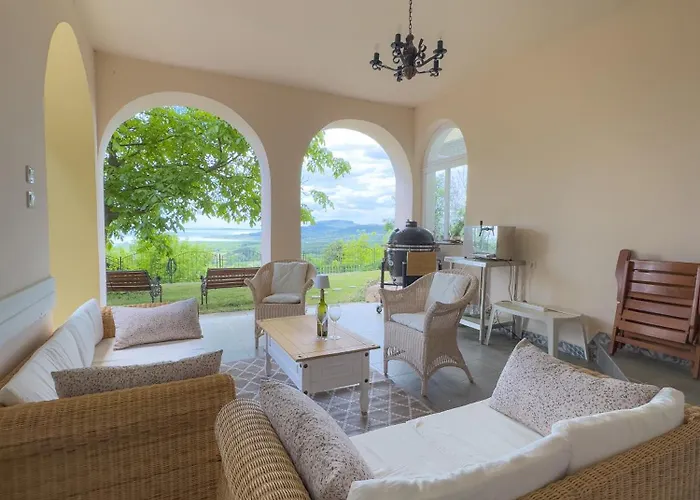 Apartman Révfülöp Panoráma Kúria Kővágóörs